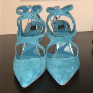 White House black market Marlow heels